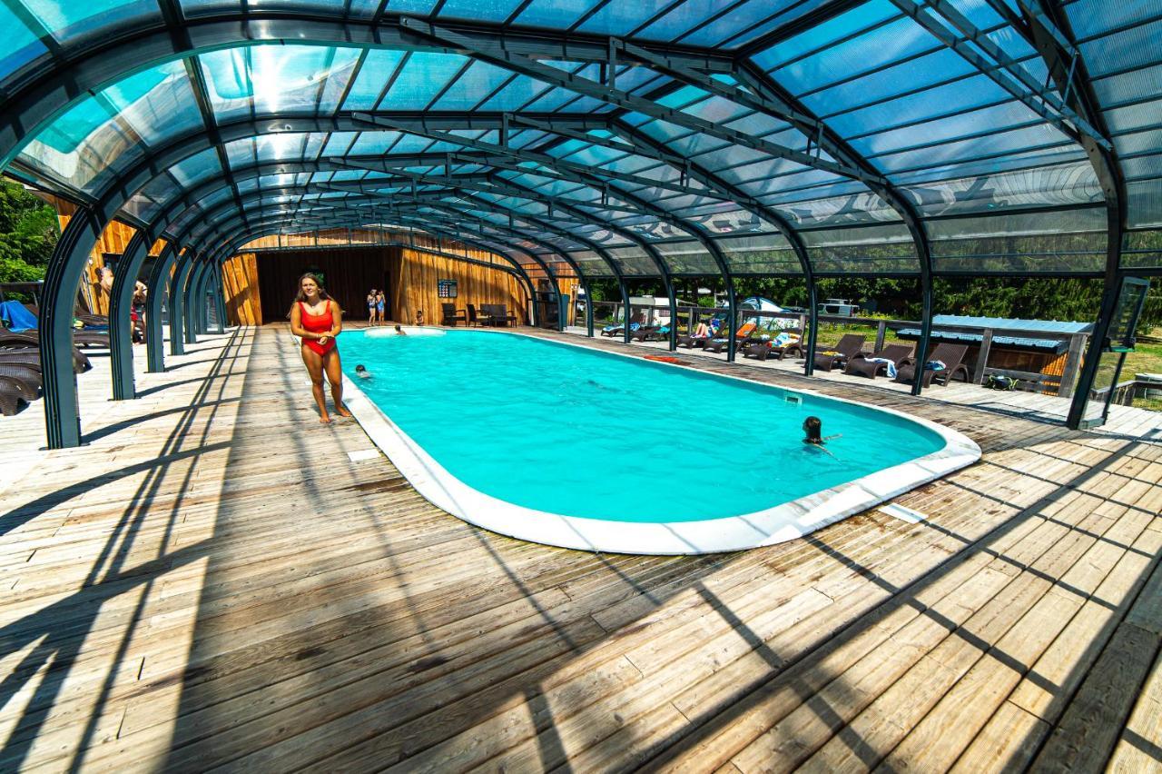 Camping Les Vernieres La Bourboule Sancy Екстер'єр фото