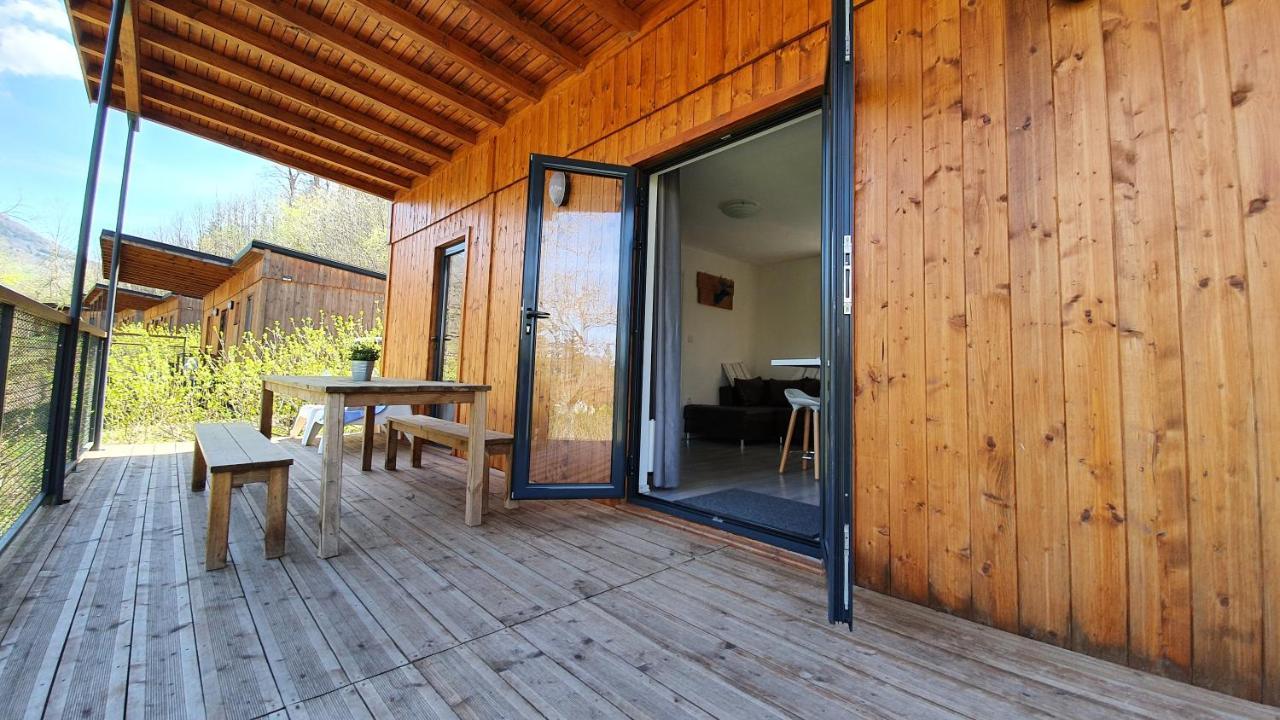 Camping Les Vernieres La Bourboule Sancy Екстер'єр фото